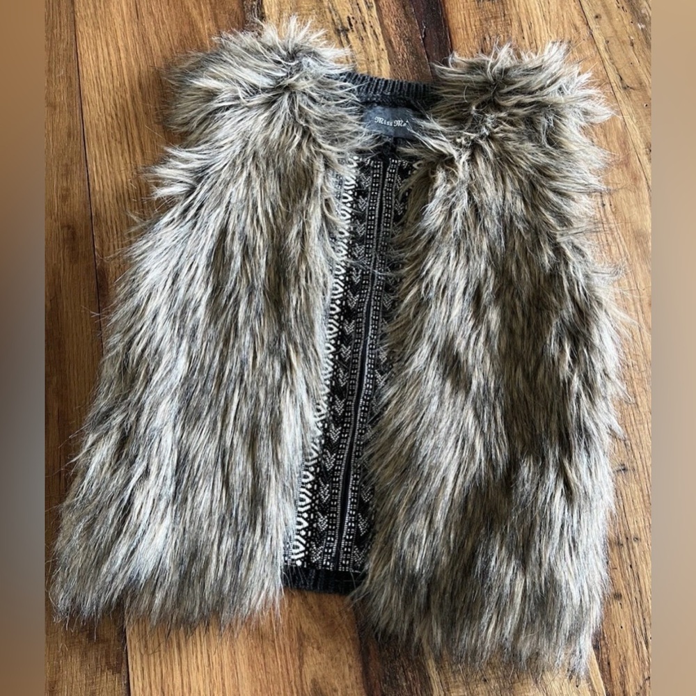 Miss Me Faux Fur Sweater Vest Beaded Trim Boho S Small Gray